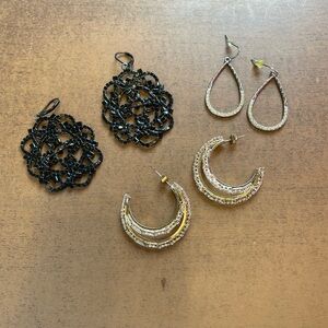 Elegant Black and Silver Earring Set